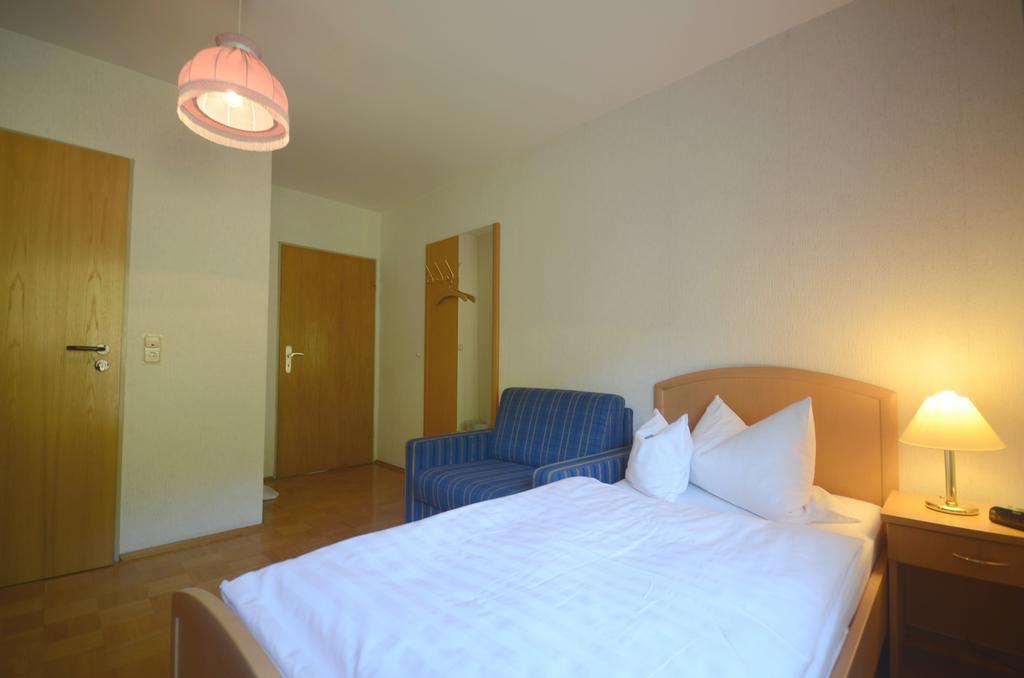 Pension Burk Bad Endbach Oda fotoğraf